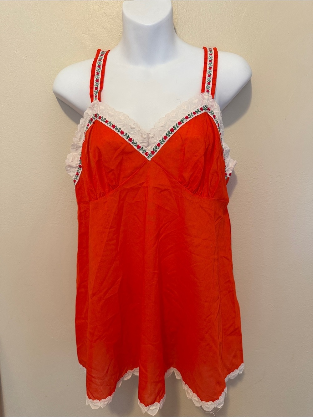 Red Floral-Trim Lace Camisole